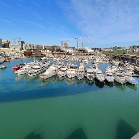 Voyager Hotel en barco Sant Adrià de Besòs