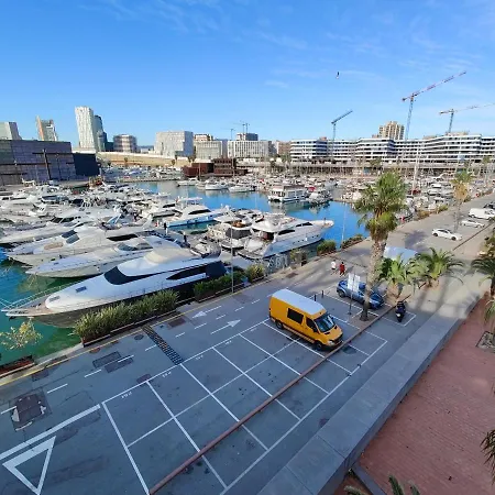 Voyager Hotel en barco Sant Adrià de Besòs