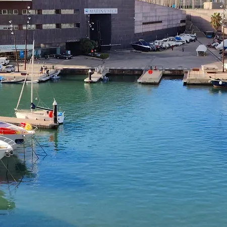 Voyager Hotel en barco *